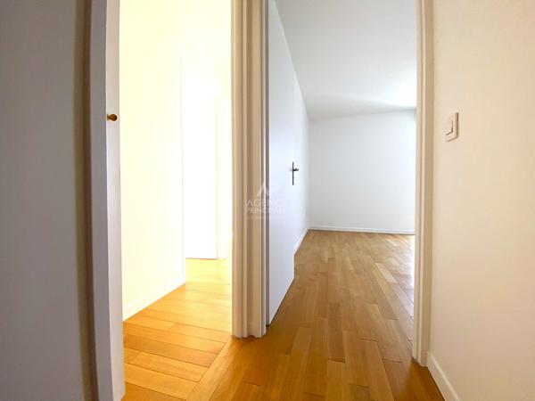 Appartement Non meublé - Nanterre 4 pièce(s) 104 m2 Loyer 2 220 €/mois charges comprises **  - Référence  15520