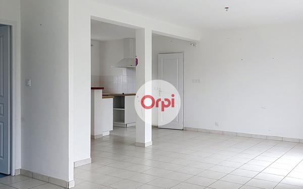 Maison à vendre    5 pièces •  Marzan