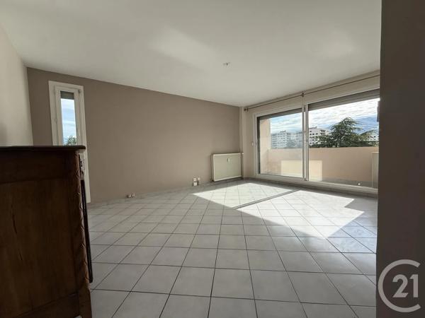 Appartement T4 à vendre  3 pièces - 86,96 m 2   ECHIROLLES  - 38