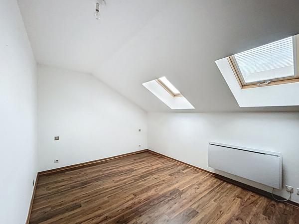 Appartement 4 pièces en duplex de 80 m² - coeur d'Aix-les-Bains- spacieux et fonctionnel, proche des commodités avec cave et parking