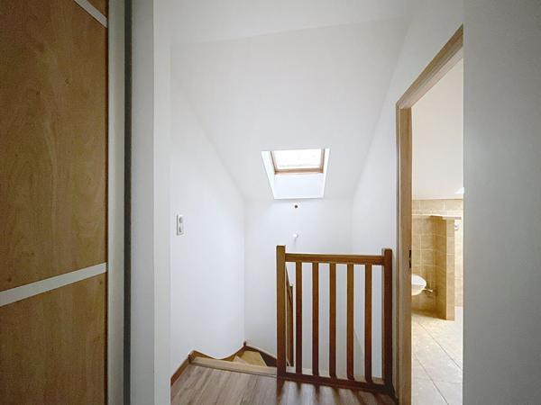 Appartement 4 pièces en duplex de 80 m² - coeur d'Aix-les-Bains- spacieux et fonctionnel, proche des commodités avec cave et parking
