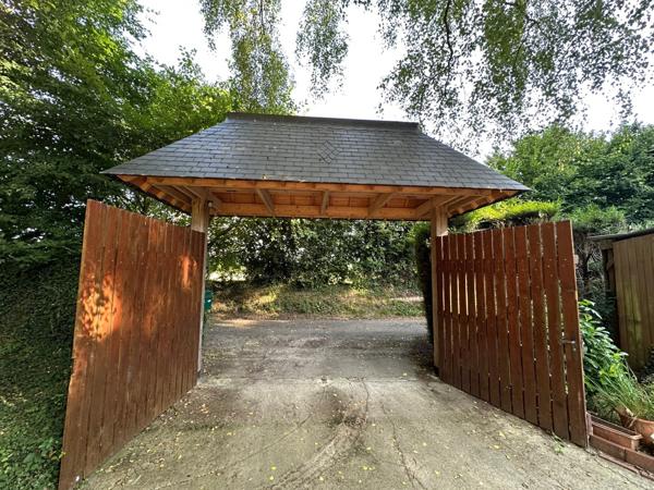 Vente à terme : maison normande au charme authentique