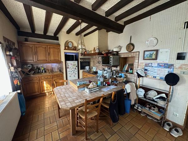 Vente à terme : maison normande au charme authentique
