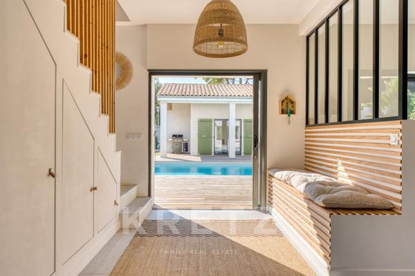Villa familiale avec piscine de 188m² – plages à pied, esprit Ré