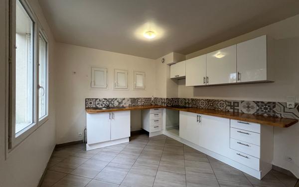 Maison à vendre    5 pièces • 92,38 m2 Ormesson-sur-Marne