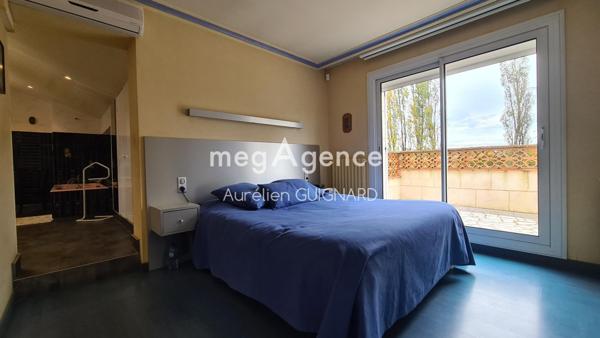 Maison à BRESSUIRE, 79300 - 14 pièces 164m²