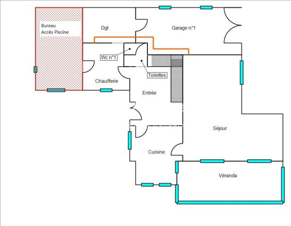 Maison à BRESSUIRE, 79300 - 14 pièces 164m²