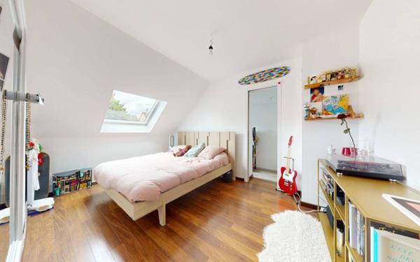 Maison à vendre    5 pièces •  Roissy-en-Brie