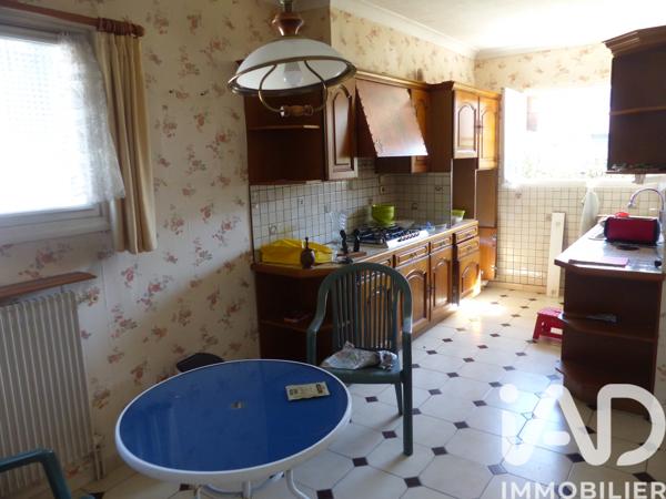 Maison à vendre 8 pièces 183 m² Saint-Pierre-du-Mont