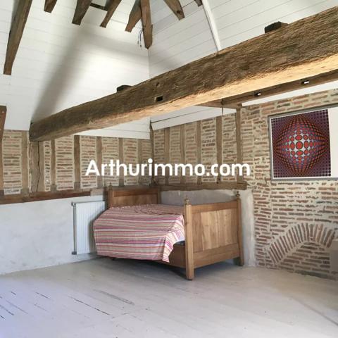 Vente                                                      Propriété
                        
                     10 pièces                      400 m2                     à Mauléon
