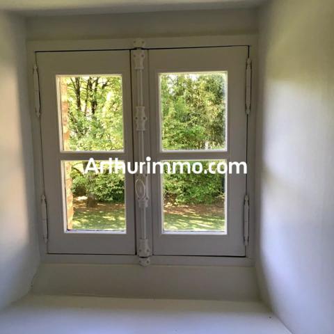 Vente                                                      Propriété
                        
                     10 pièces                      400 m2                     à Mauléon