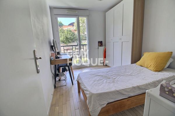 CHAVILLE COEUR DE VILLE - ELEGANT ET LUMINEUX APPARTEMENT 4 PIECES AVEC DEUX TERRASSES
