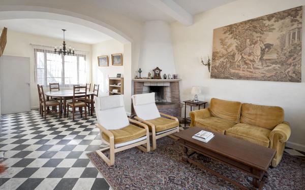 Maison à vendre    7 pièces •  Puisserguier