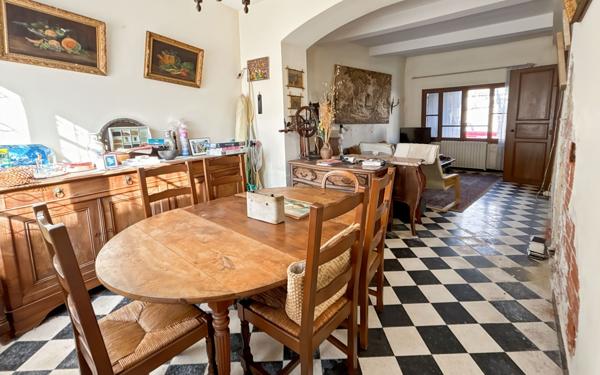 Maison à vendre    7 pièces •  Puisserguier