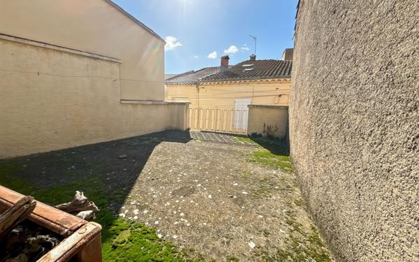 Maison à vendre    7 pièces •  Puisserguier