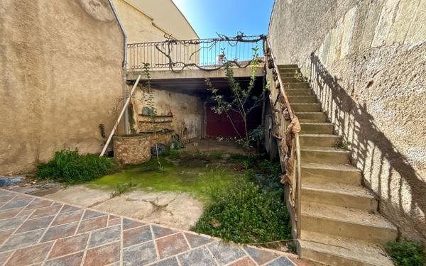 Maison à vendre    7 pièces •  Puisserguier