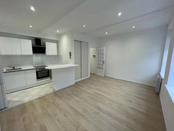 A LOUER : T2 à LILLE • Vieux lille • 805 € CC • Réf. 6062