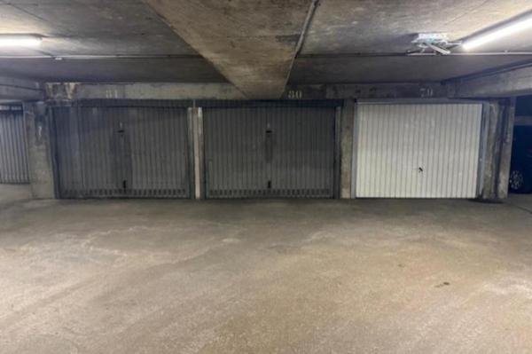 Vente - Garage Paris (75015)