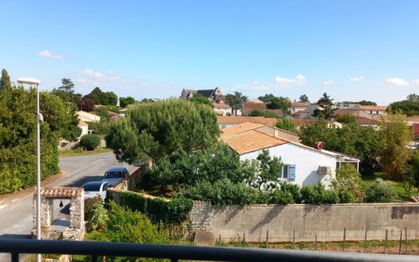 Maison à vendre    5 pièces •  Saint-Just-Luzac