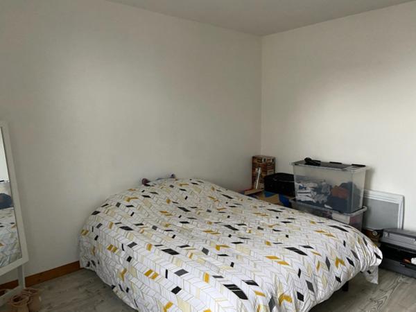 LUCON QUARTIER GARE AU CALME AGREABLE APPARTEMENT T2 RENOVE ENTIEREMENT DE PLAIN PIED 40M²/1 CHAMBRE