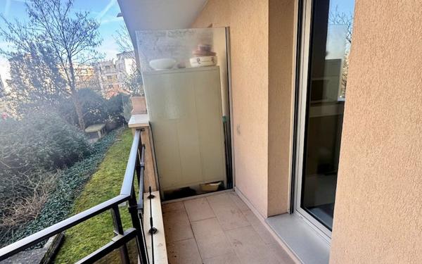 Appartement à vendre    1 pièce • 31,12 m2 Joinville-le-Pont