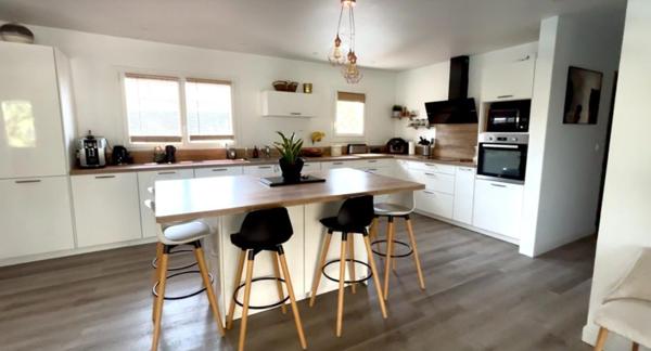 Superbe villa de plain pied T6