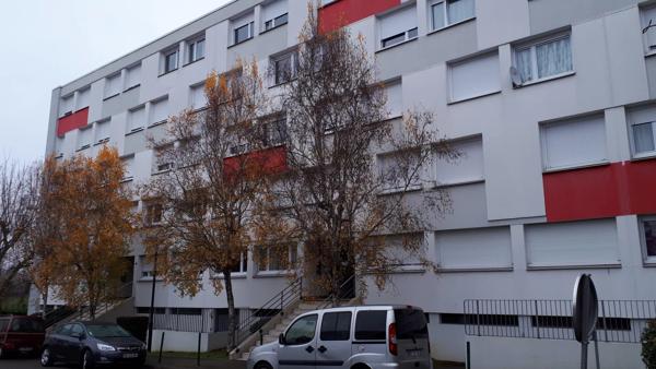 T4 -REF : 019-066 RESIDENCE LE BOUGUER à NANTES