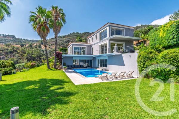 Maison à vendre  7 pièces - 280,70 m 2   MANDELIEU LA NAPOULE  - 06