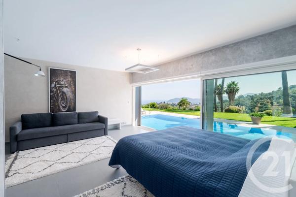 Maison à vendre  7 pièces - 280,70 m 2   MANDELIEU LA NAPOULE  - 06