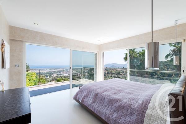 Maison à vendre  7 pièces - 280,70 m 2   MANDELIEU LA NAPOULE  - 06