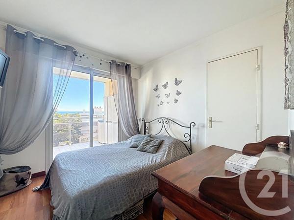 Appartement F3 à vendre  3 pièces - 66,70 m 2   ANTIBES  - 06
