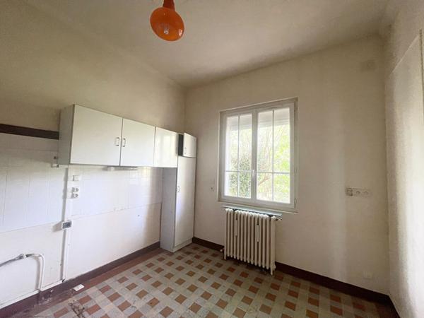 Maison à vendre à Mérignac Arlac, garage, terrain 2078m² divisible