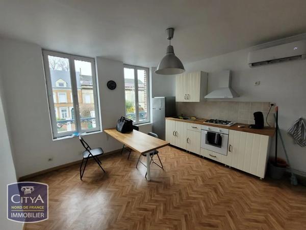 Appartement à louer 2 pièces 45m² Raismes (59590)