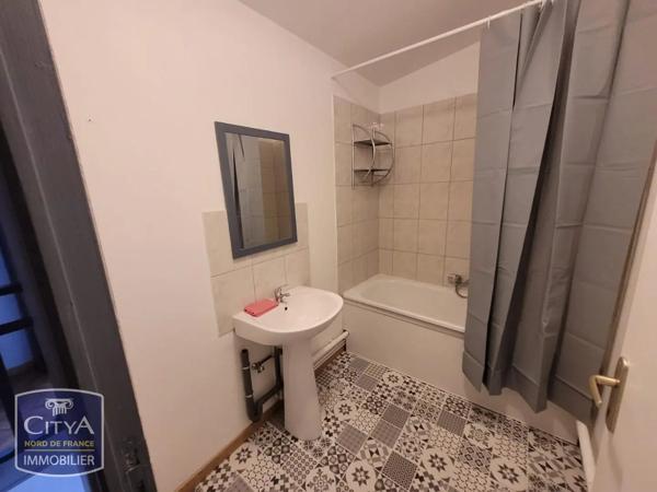 Appartement à louer 2 pièces 45m² Raismes (59590)