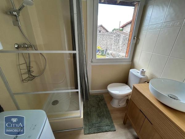 Maison à louer 2 pièces 18.64m² Fontannes (43500)
