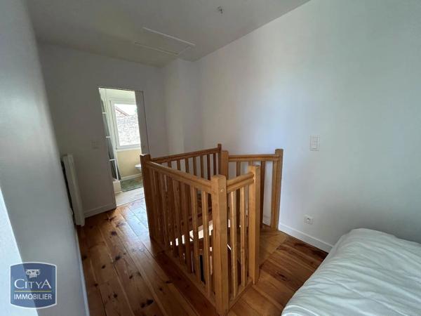 Maison à louer 2 pièces 18.64m² Fontannes (43500)