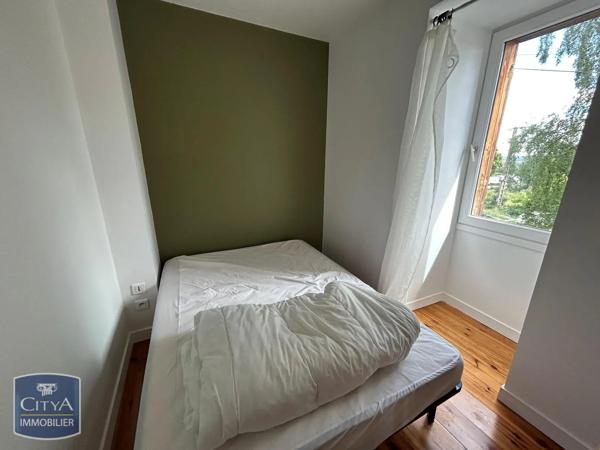 Maison à louer 2 pièces 18.64m² Fontannes (43500)