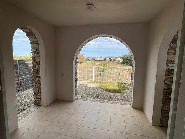 Charmant Appartement 2 Pièces à Louer à Vescovato avec Vue Mer !