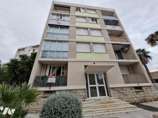 Studio + Cave et parking collectif