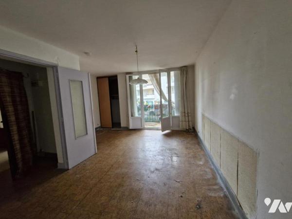 Studio + Cave et parking collectif