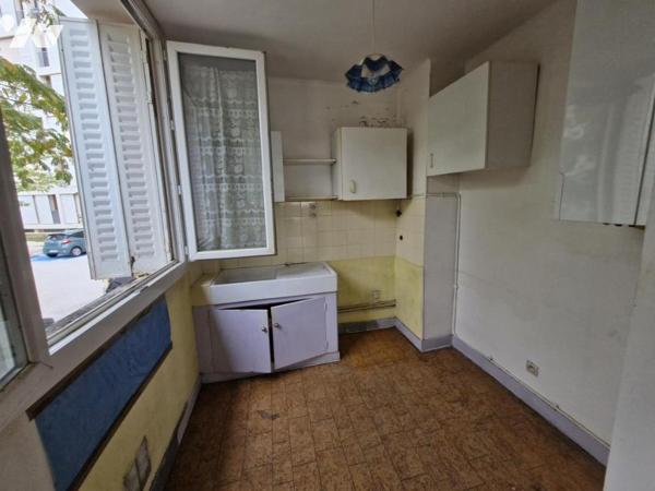 Studio + Cave et parking collectif