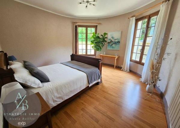 Secteur recherché pour cette propriété qui revient sur le marché après travaux