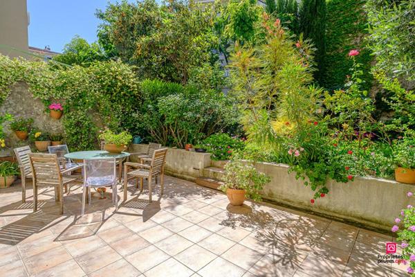 Appartement  6 pièce(s) 180 m2