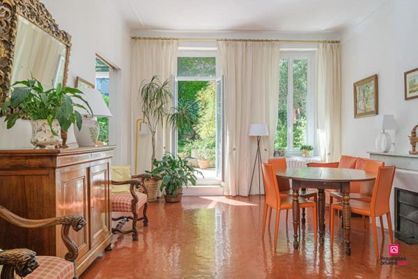 Appartement  6 pièce(s) 180 m2