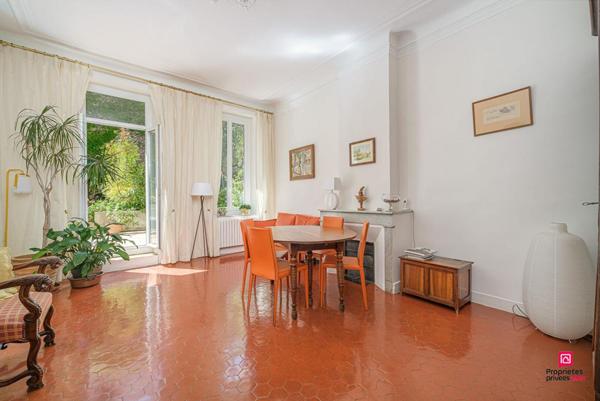 Appartement  6 pièce(s) 180 m2