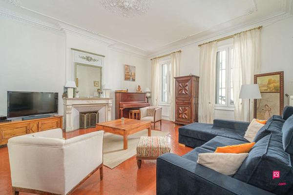 Appartement  6 pièce(s) 180 m2
