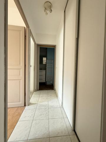 Appartement Elancourt 3 pièce(s) 63.53 m2