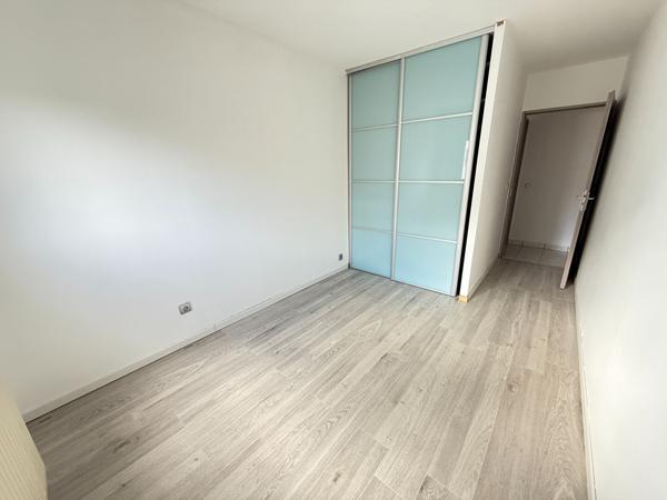 Appartement Elancourt 3 pièce(s) 63.53 m2