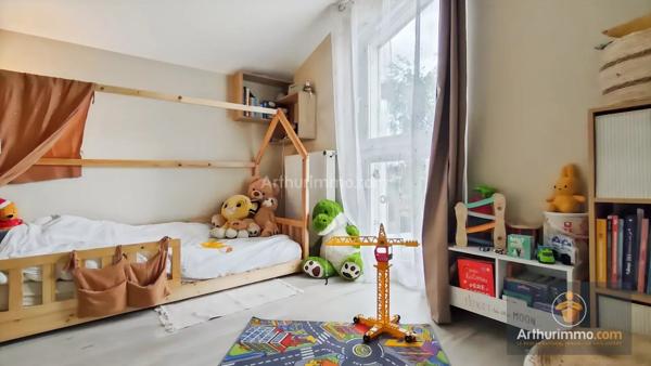Vente                                                      Maison
                        
                     5 pièces                      97 m2                     à Bondoufle