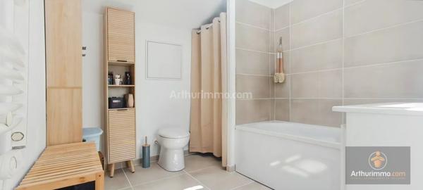 Vente                                                      Maison
                        
                     5 pièces                      97 m2                     à Bondoufle